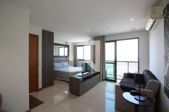 Studio de kitnet/studio para alugar com 1 quarto, 38m² em Jacarepaguá, Rio de Janeiro