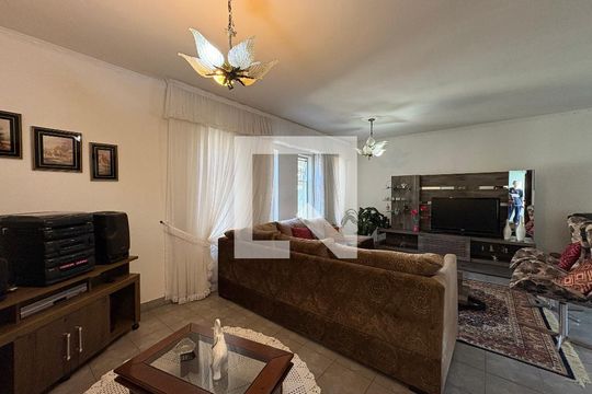 Sala de casa à venda com 3 quartos, 378m² em Vila Lucinda, Santo André