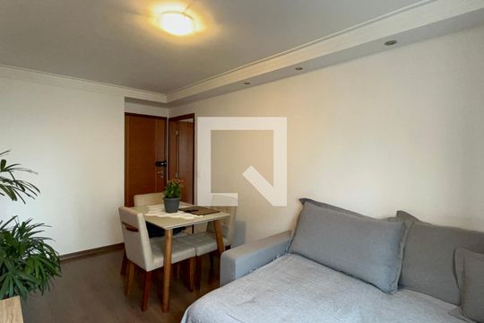 Sala de apartamento à venda com 2 quartos, 80m² em Pinheiros, São Paulo