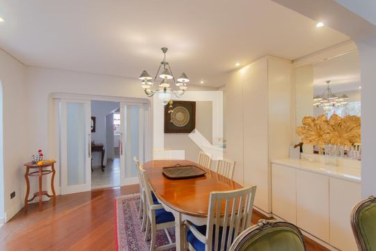 Sala de casa à venda com 3 quartos, 300m² em Aclimação, São Paulo