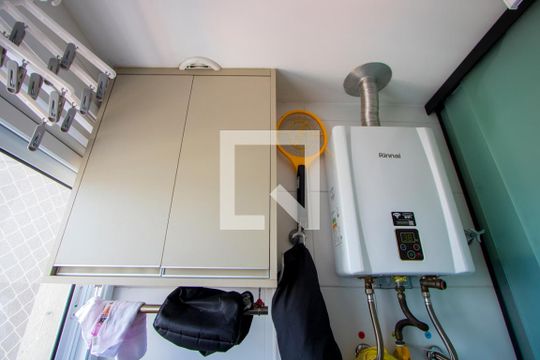 Cozinha de apartamento à venda com 2 quartos, 55m² em Vila Tibiriçá, Santo André