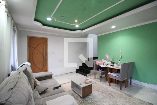 Sala de casa de condomínio para alugar com 3 quartos, 100m² em Taquara, Rio de Janeiro