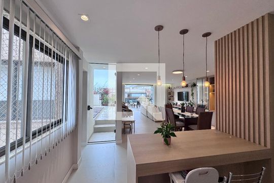 Sala de apartamento à venda com 4 quartos, 220m² em Recreio dos Bandeirantes, Rio de Janeiro