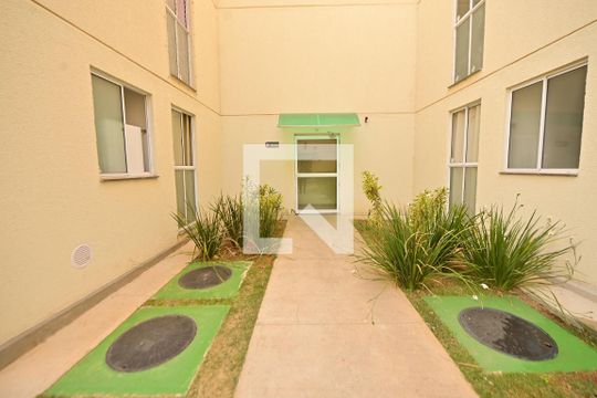 Fachada de apartamento para alugar com 2 quartos, 39m² em Lorena Park, Goiânia