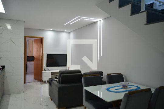 Sala de apartamento à venda com 2 quartos, 90m² em Vila Pires, Santo André