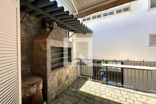 Varanda de casa à venda com 3 quartos, 500m² em Jardim Botânico, Rio de Janeiro