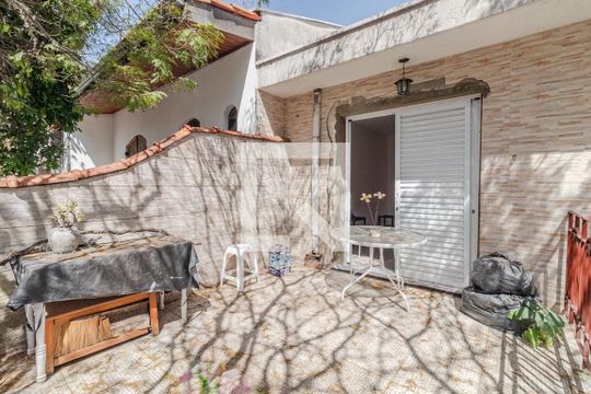 Varanda de casa à venda com 3 quartos, 133m² em Pompeia, São Paulo