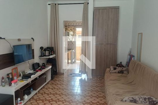 Sala e Quarto de apartamento para alugar com 1 quarto, 39m² em Boqueirão, Praia Grande