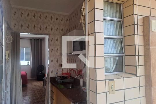 Cozinha de apartamento para alugar com 1 quarto, 39m² em Boqueirão, Praia Grande