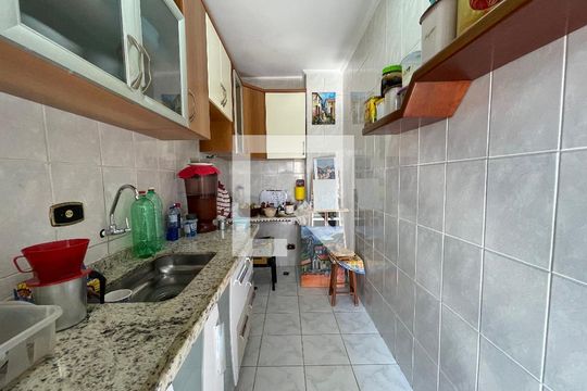 Cozinha de apartamento à venda com 1 quarto, 58m² em Vila Lageado, São Paulo