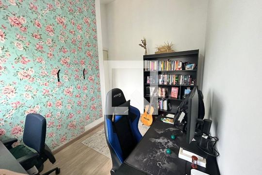Quarto 2 de casa de condomínio à venda com 2 quartos, 97m² em Humaitá, Porto Alegre
