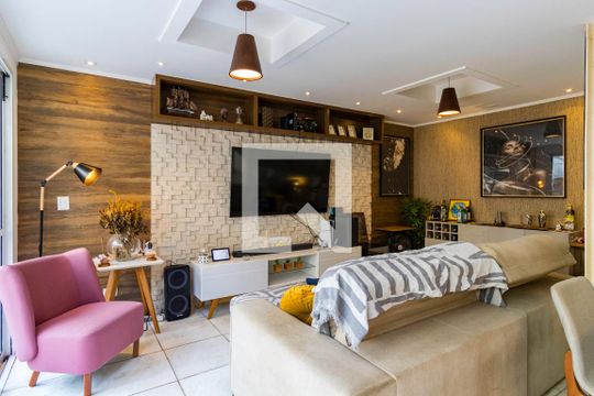 Sala de casa de condomínio à venda com 3 quartos, 242m² em Vila Andrade, São Paulo