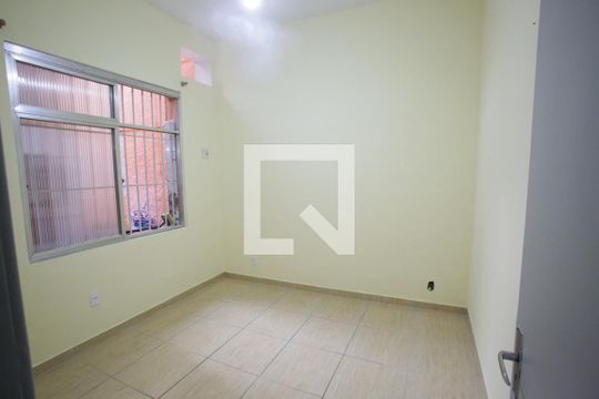 Quarto  de casa de condomínio à venda com 3 quartos, 300m² em Taquara, Rio de Janeiro