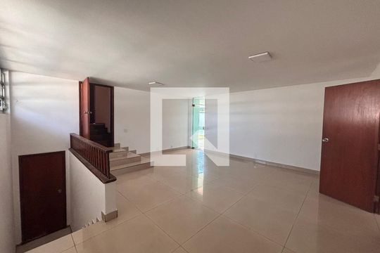 Sala 3 de casa à venda com 4 quartos, 768m² em Vila Madalena, São Paulo