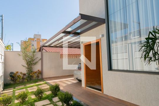 Área comum de casa à venda com 5 quartos, 380m² em Canaa, Belo Horizonte