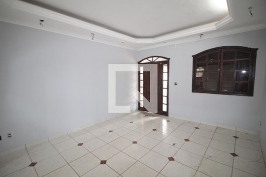 Sala de casa à venda com 4 quartos, 450m² em Diamante, Belo Horizonte