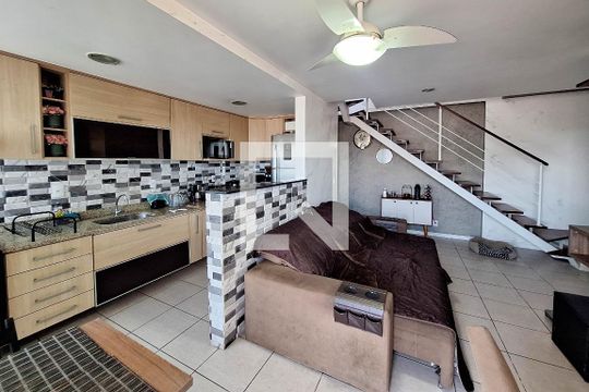 Sala de apartamento à venda com 3 quartos, 173m² em Santa Rosa, Niterói