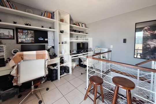 Escritório de apartamento à venda com 3 quartos, 173m² em Santa Rosa, Niterói