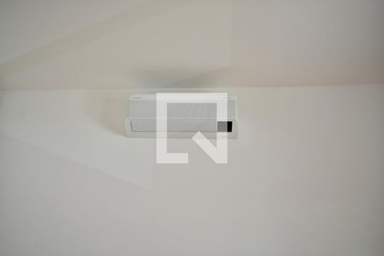 Quarto 2 de casa para alugar com 2 quartos, 100m² em Vila Clementino, São Paulo