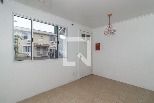 Sala de casa de condomínio à venda com 3 quartos, 91m² em Sarandi, Porto Alegre