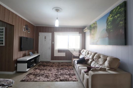 Sala de casa à venda com 2 quartos, 195m² em São José, Canoas