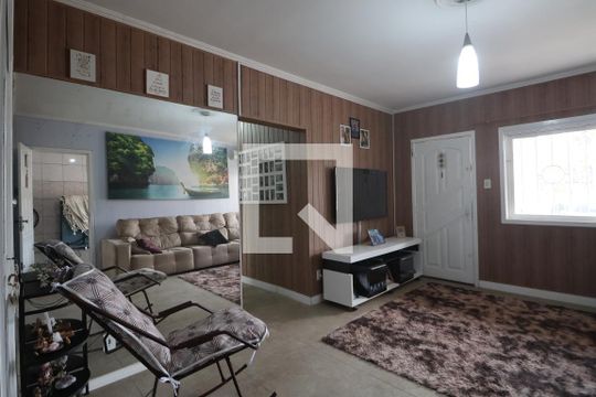 Sala de casa à venda com 2 quartos, 195m² em São José, Canoas