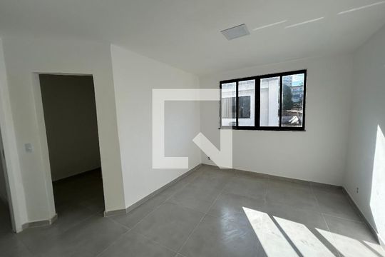 Suite de apartamento à venda com 2 quartos, 100m² em Engenho Novo, Rio de Janeiro