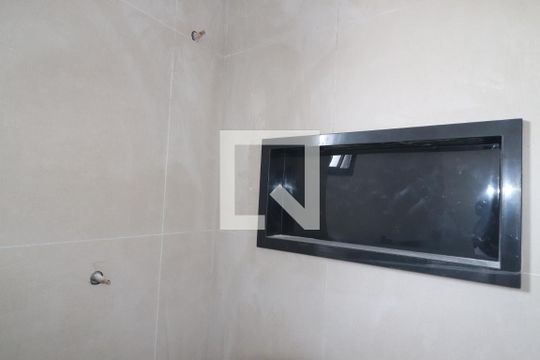 Banheiro de apartamento à venda com 2 quartos, 44m² em Vila Guiomar, Santo André