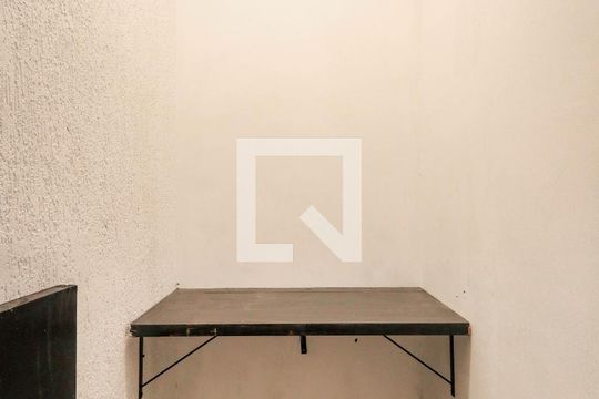 Closet de kitnet/studio para alugar com 1 quarto, 17m² em Santo Amaro, São Paulo