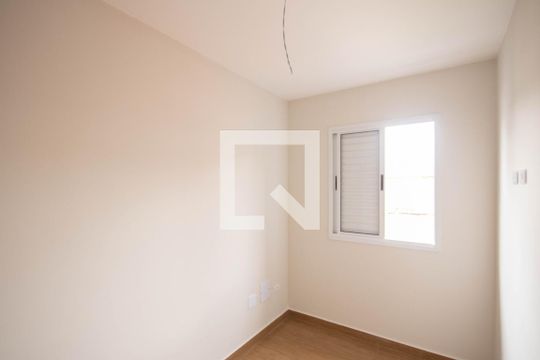 Suíte 1 de casa à venda com 2 quartos, 52m² em Vila Constança, São Paulo