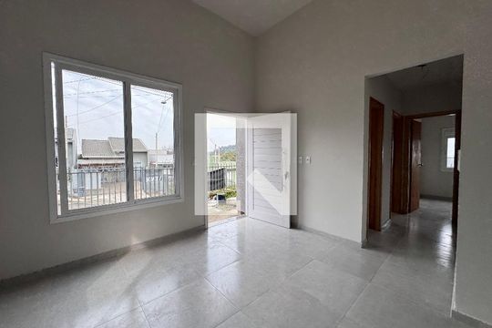 Sala de casa à venda com 2 quartos, 62m² em Scharlau, São Leopoldo