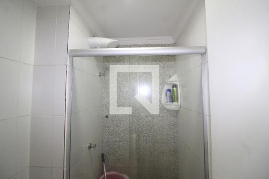 Banheiro de apartamento para alugar com 2 quartos, 72m² em Jardim das Margaridas, Salvador
