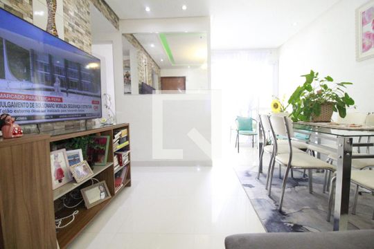 Sala de apartamento para alugar com 2 quartos, 72m² em Jardim das Margaridas, Salvador