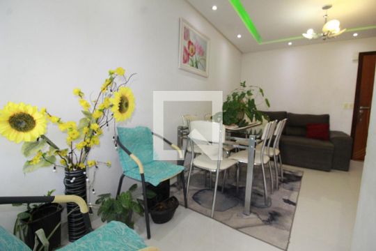 Sala de apartamento para alugar com 2 quartos, 72m² em Jardim das Margaridas, Salvador