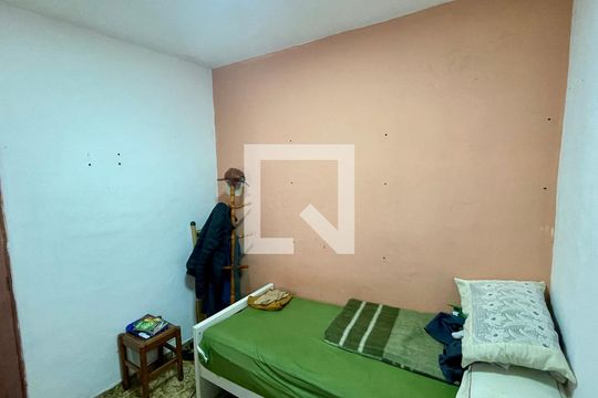 Quarto 1 de casa à venda com 6 quartos, 344m² em Parque Santo Antonio, Guarulhos