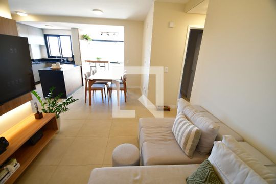 Sala de apartamento à venda com 3 quartos, 105m² em Nova Campinas, Campinas