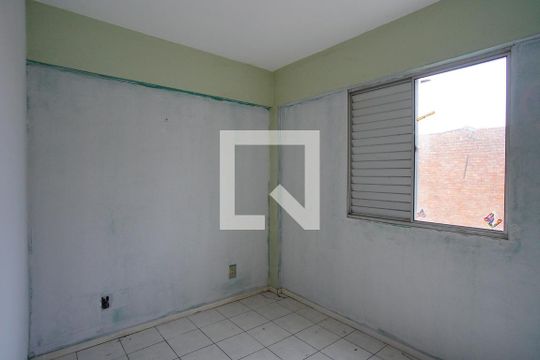 Quarto 2 de apartamento para alugar com 2 quartos, 40m² em Sarandi, Porto Alegre