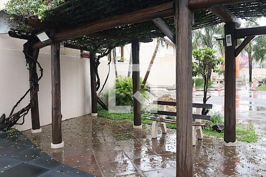 Área comum de casa à venda com 3 quartos, 110m² em Humaitá, Porto Alegre