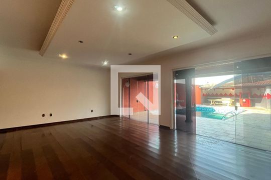 Sala de casa à venda com 5 quartos, 315m² em Jardim Chapadão, Campinas