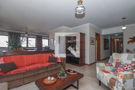 Sala de apartamento à venda com 3 quartos, 223m² em Petrópolis, Porto Alegre