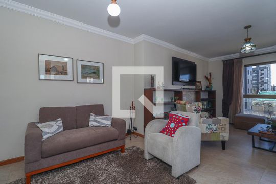 Sala de apartamento à venda com 3 quartos, 223m² em Petrópolis, Porto Alegre