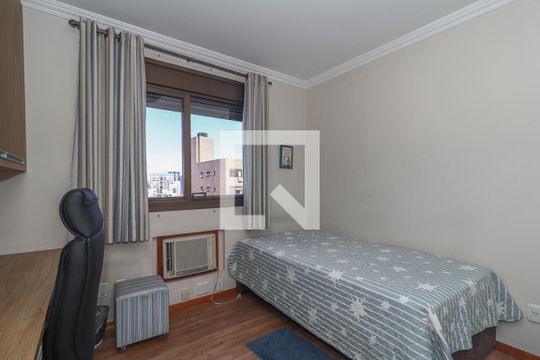 Quarto 1 de apartamento à venda com 3 quartos, 223m² em Petrópolis, Porto Alegre