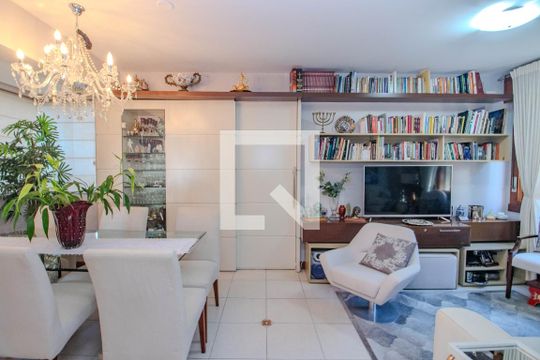 Sala de apartamento à venda com 3 quartos, 97m² em Rio Branco, Porto Alegre