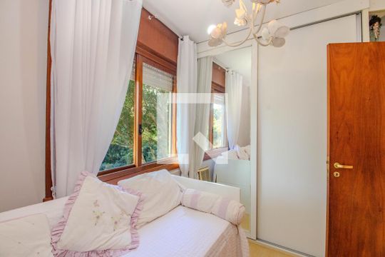 Quarto 2 de apartamento à venda com 3 quartos, 97m² em Rio Branco, Porto Alegre