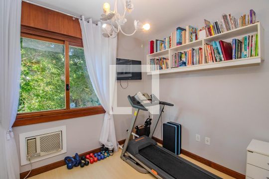 Quarto 1 de apartamento à venda com 3 quartos, 97m² em Rio Branco, Porto Alegre