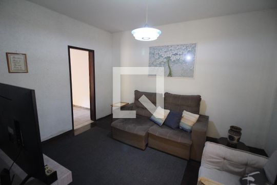 Sala de casa à venda com 4 quartos, 375m² em Riacho das Pedras, Contagem
