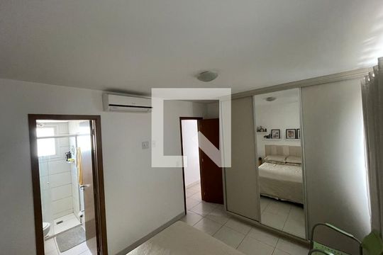 Suíte de apartamento para alugar com 2 quartos, 60m² em Jardim Atlântico, Goiânia