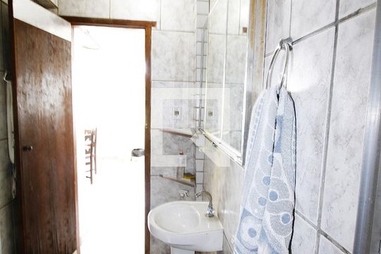 Banheiro de kitnet/studio para alugar com 1 quarto, 40m² em Luxemburgo, Belo Horizonte