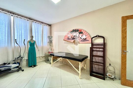 Quarto 3 de casa para alugar com 4 quartos, 530m² em Americanópolis, São Paulo