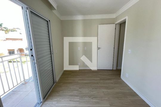 Quarto 1 de casa de condomínio para alugar com 2 quartos, 15m² em Quinta dos Angicos, Cotia
